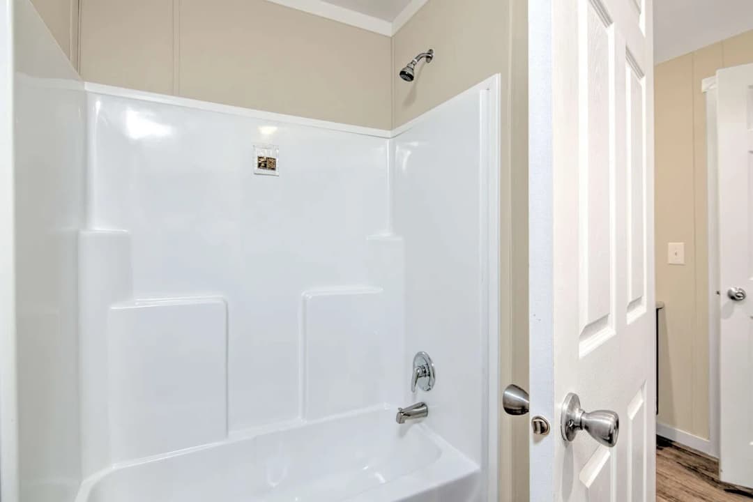 Mckinley bathroom home features