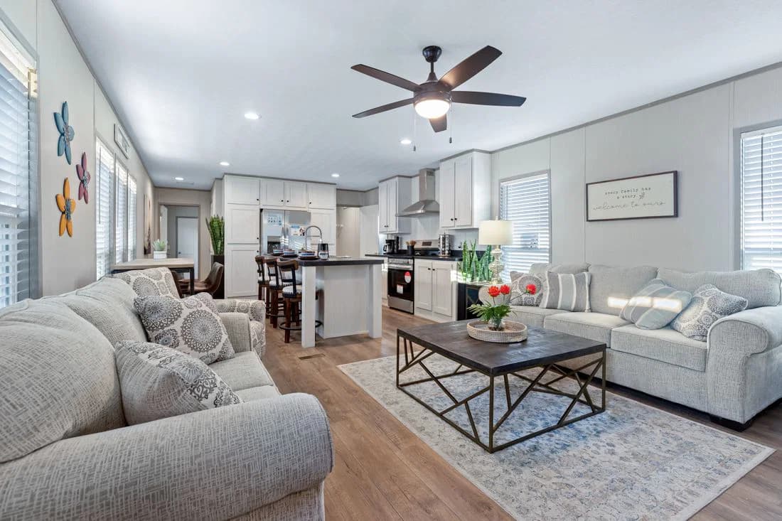 Resolution 16763x interior home features