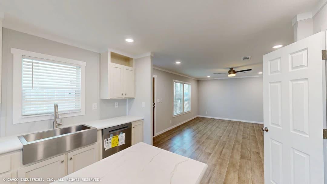 Everest kitchen home features