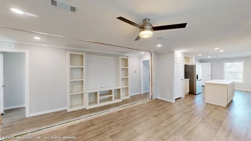 Everest interior home features