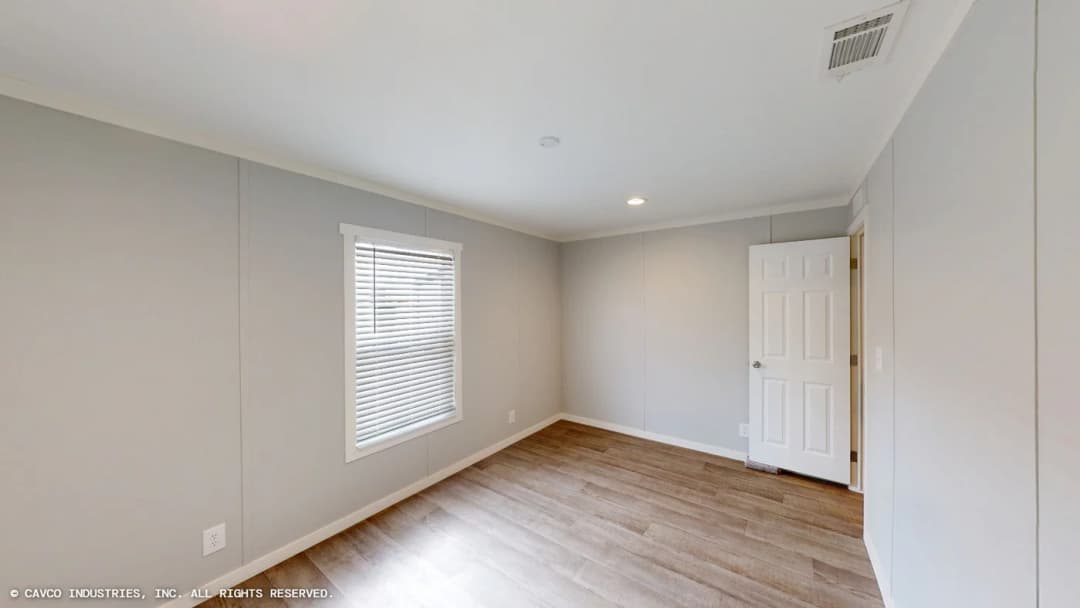 Ridgeline bedroom home features