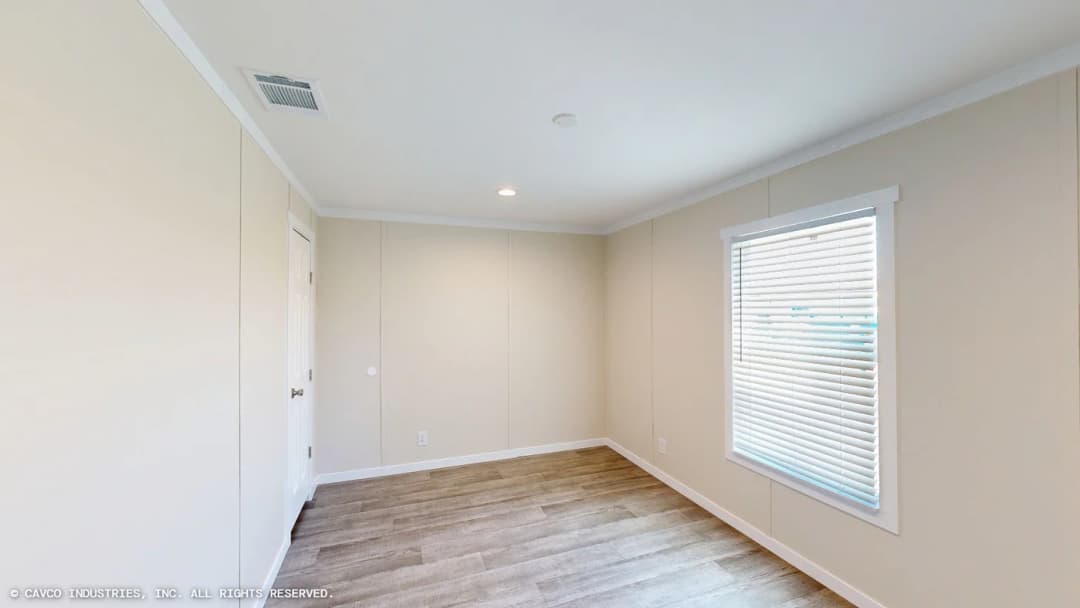 Overlook bedroom home features