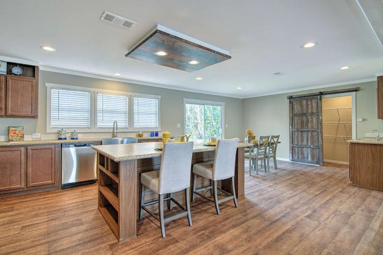 Mckinley kitchen home features