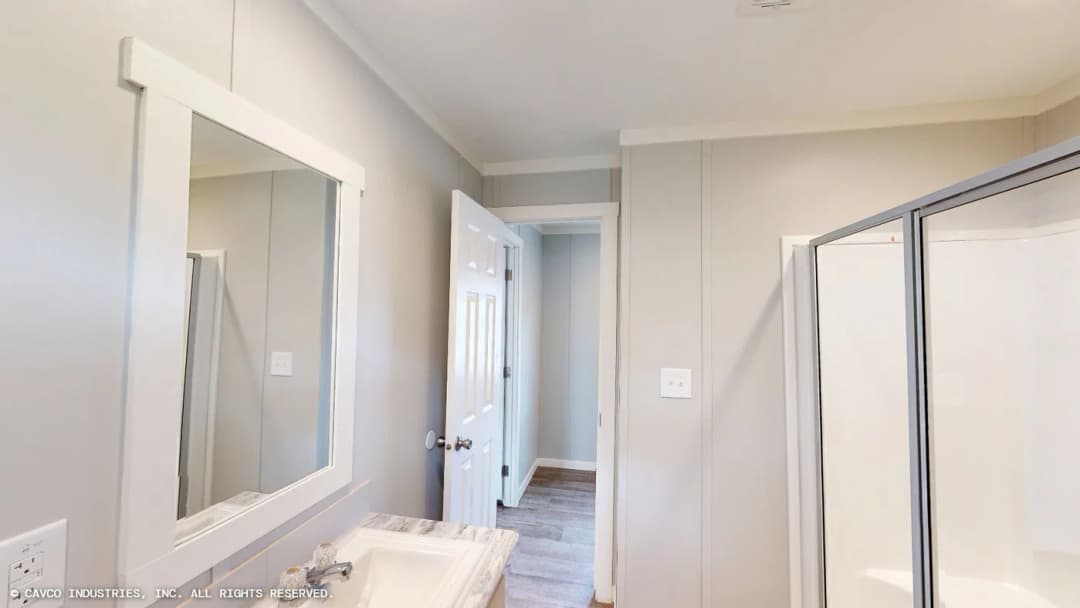 Ridgeline bathroom home features