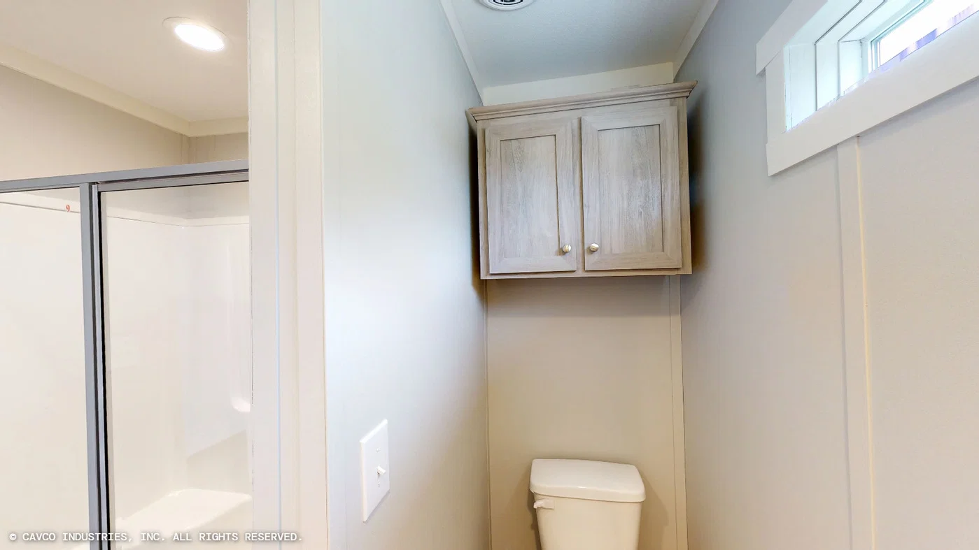 Ridgeline bathroom home features