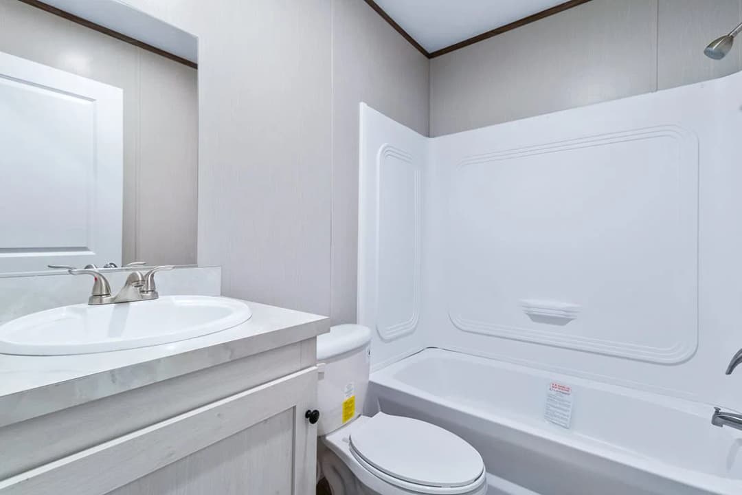 Select 16723f bathroom home features
