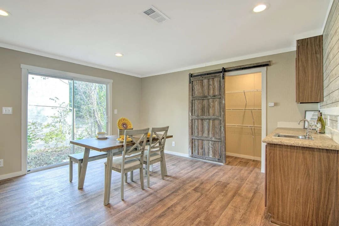 Mckinley interior home features