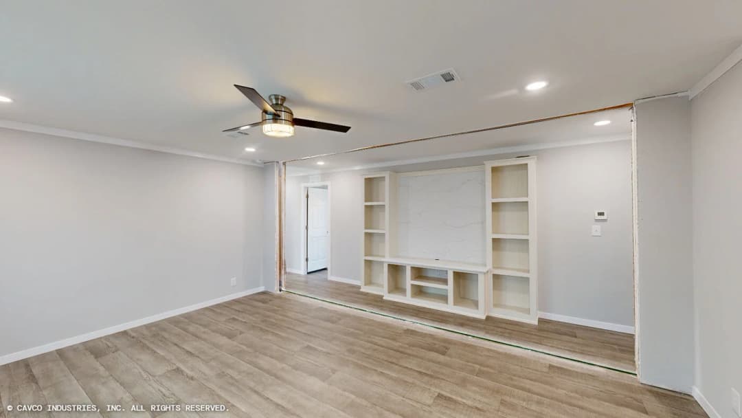 Everest interior home features