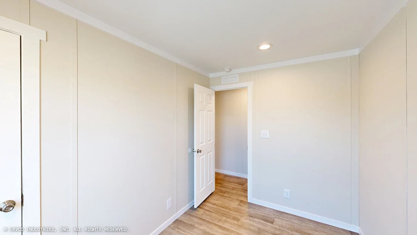 Overlook bedroom home features