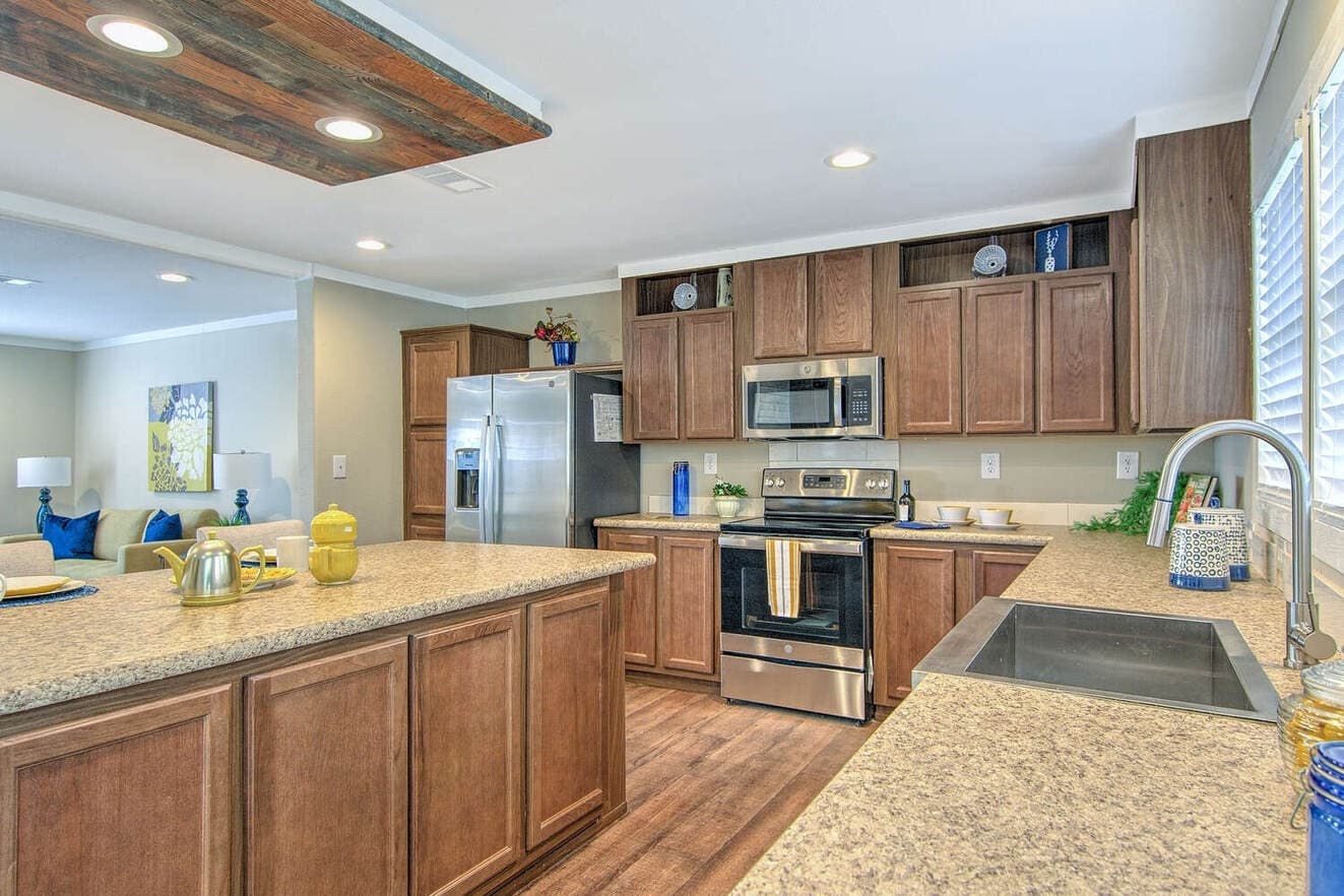 Mckinley kitchen home features