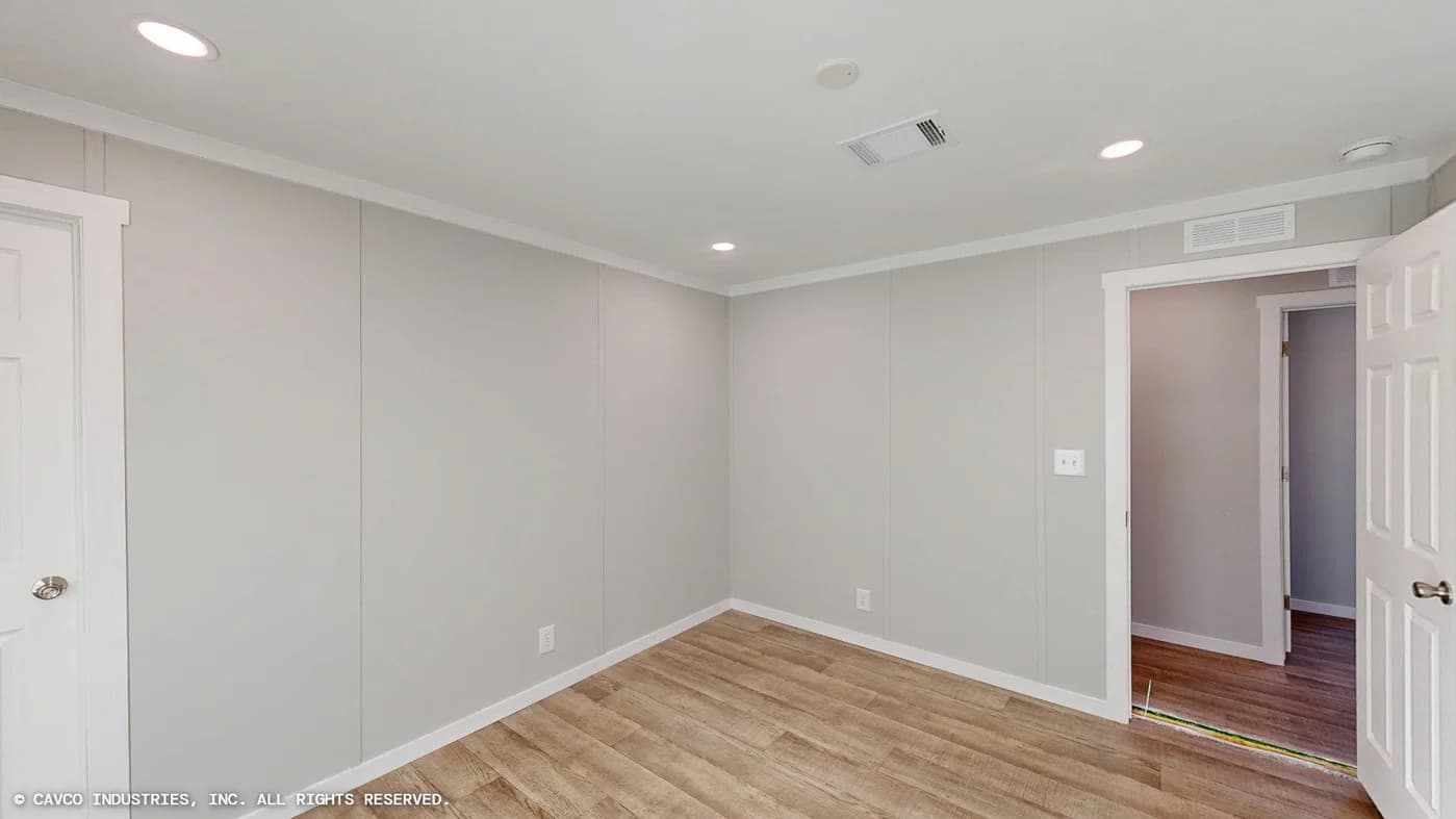 Everest bedroom home features