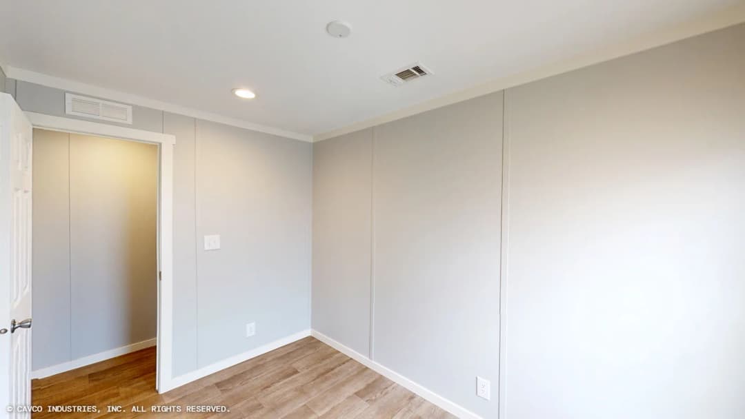 Ridgeline bedroom home features