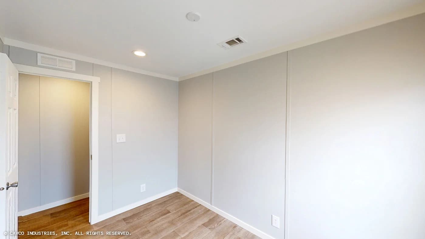 Ridgeline bedroom home features