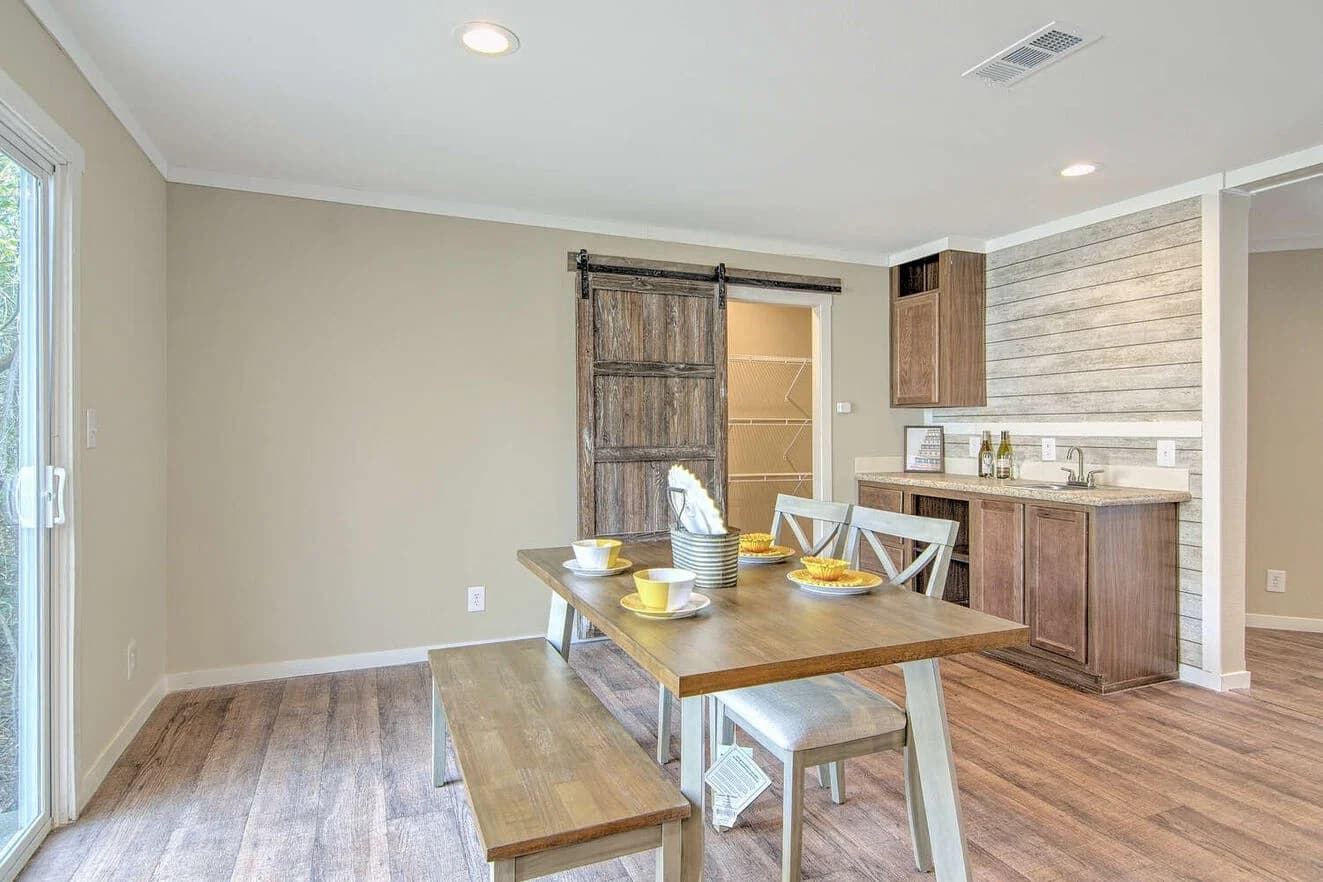 Mckinley interior home features
