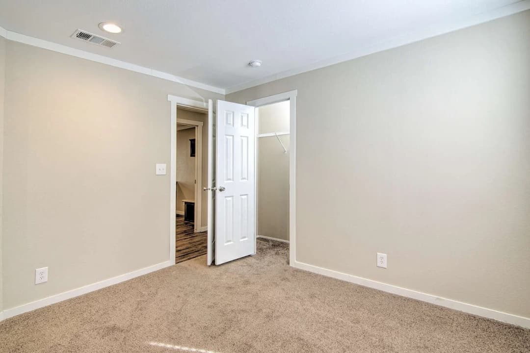 Mckinley interior home features