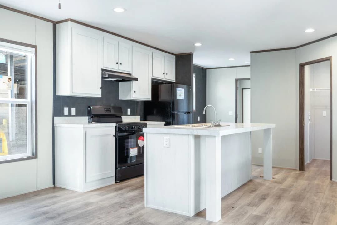 Select 16602s kitchen home features