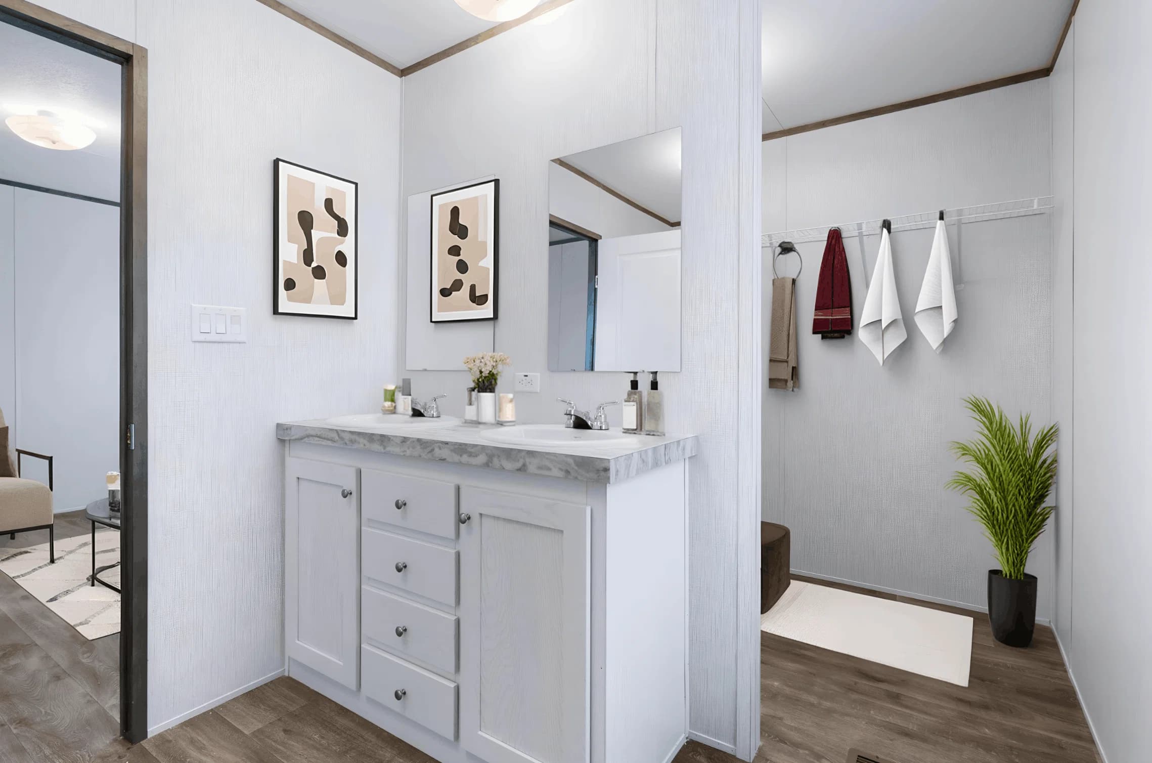 Atlantis bathroom home features