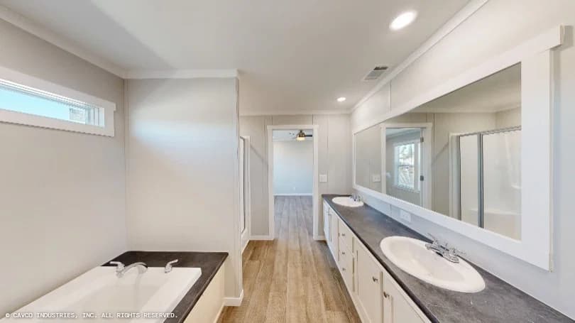 Everest bathroom home features