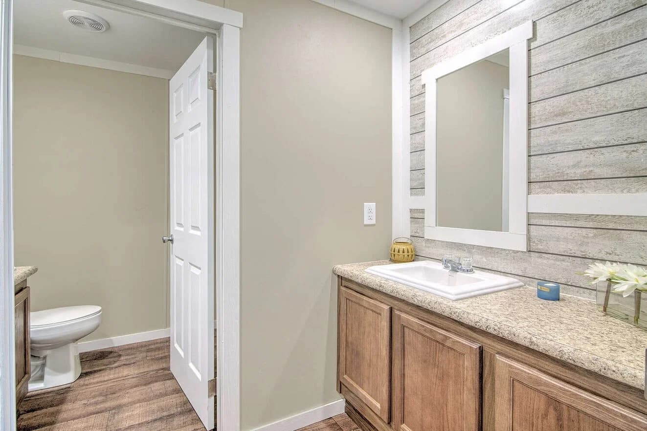 Mckinley bathroom home features