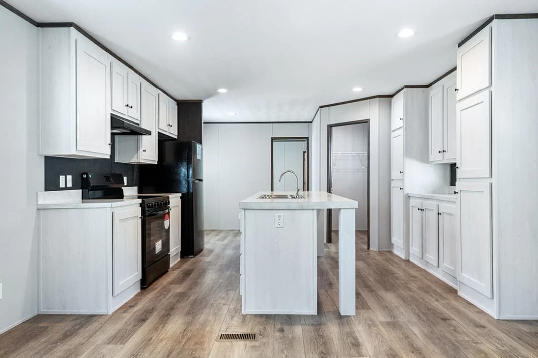 Select 16723b kitchen home features