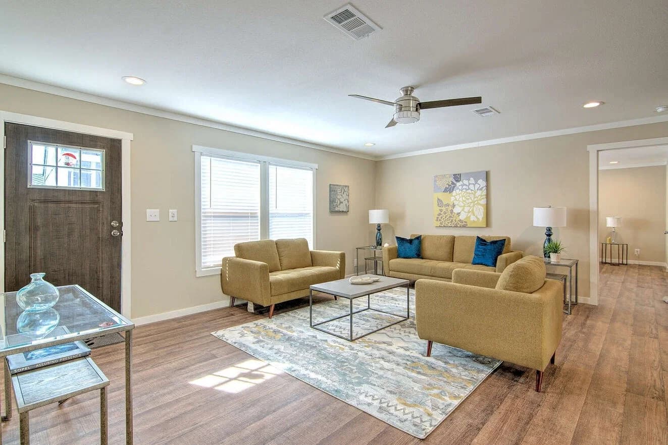 Mckinley interior home features
