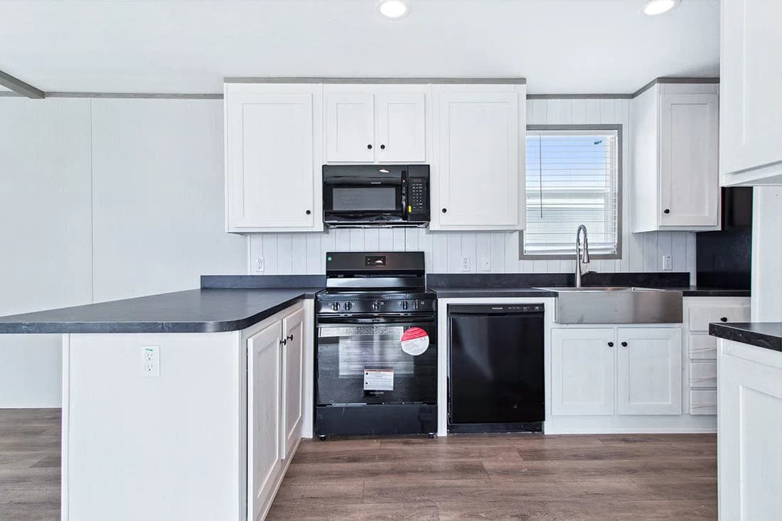Anniversary 16682a kitchen home features