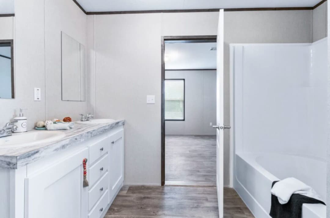 The nassau bathroom home features