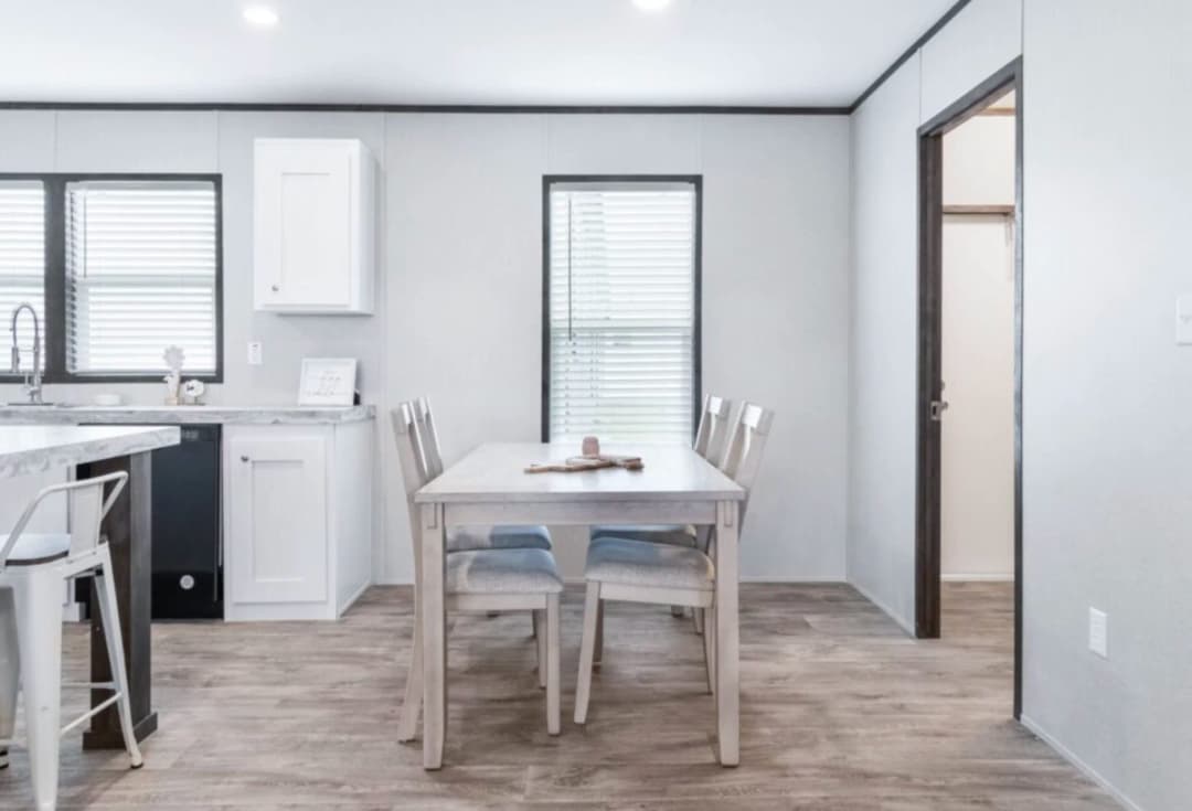 The nassau interior home features