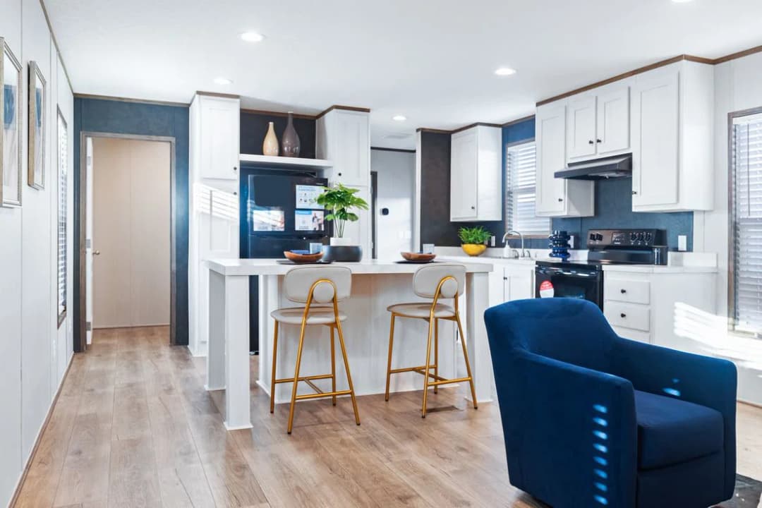 Homestead 16763a kitchen home features