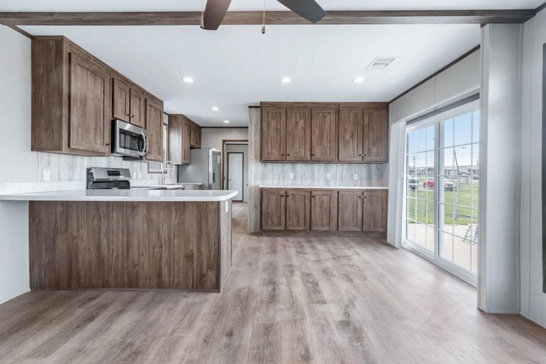 Anniversary 16683b kitchen home features