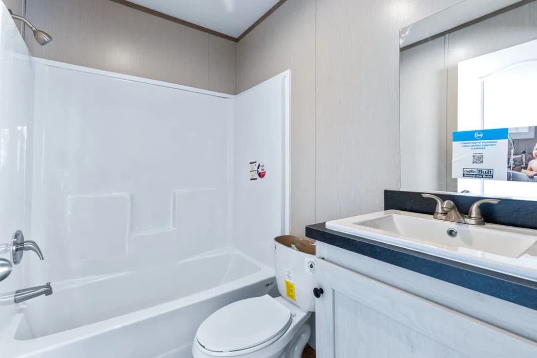 Resolution 16763k bathroom home features